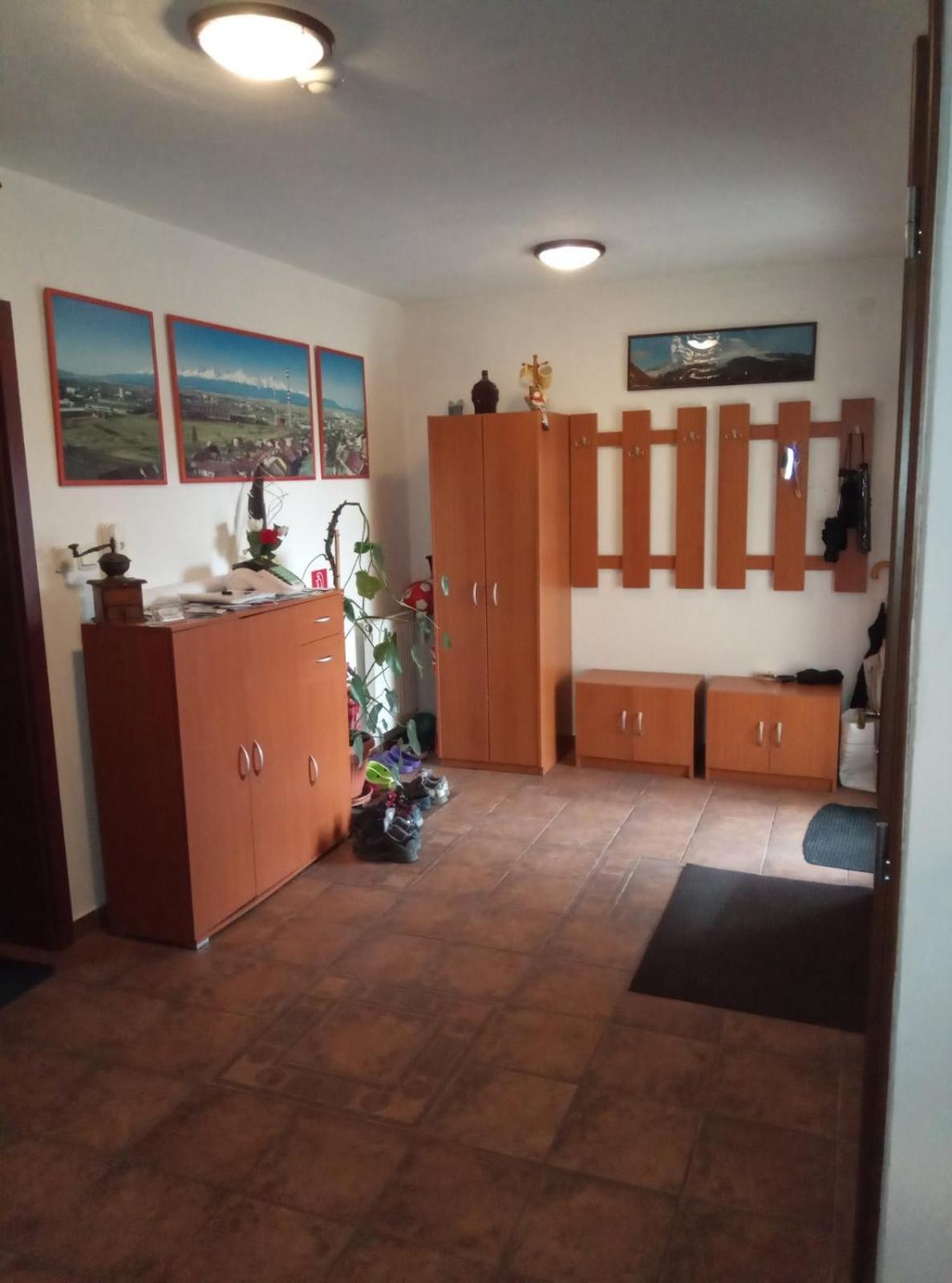 Vila Strazan Πόπραντ Εξωτερικό φωτογραφία